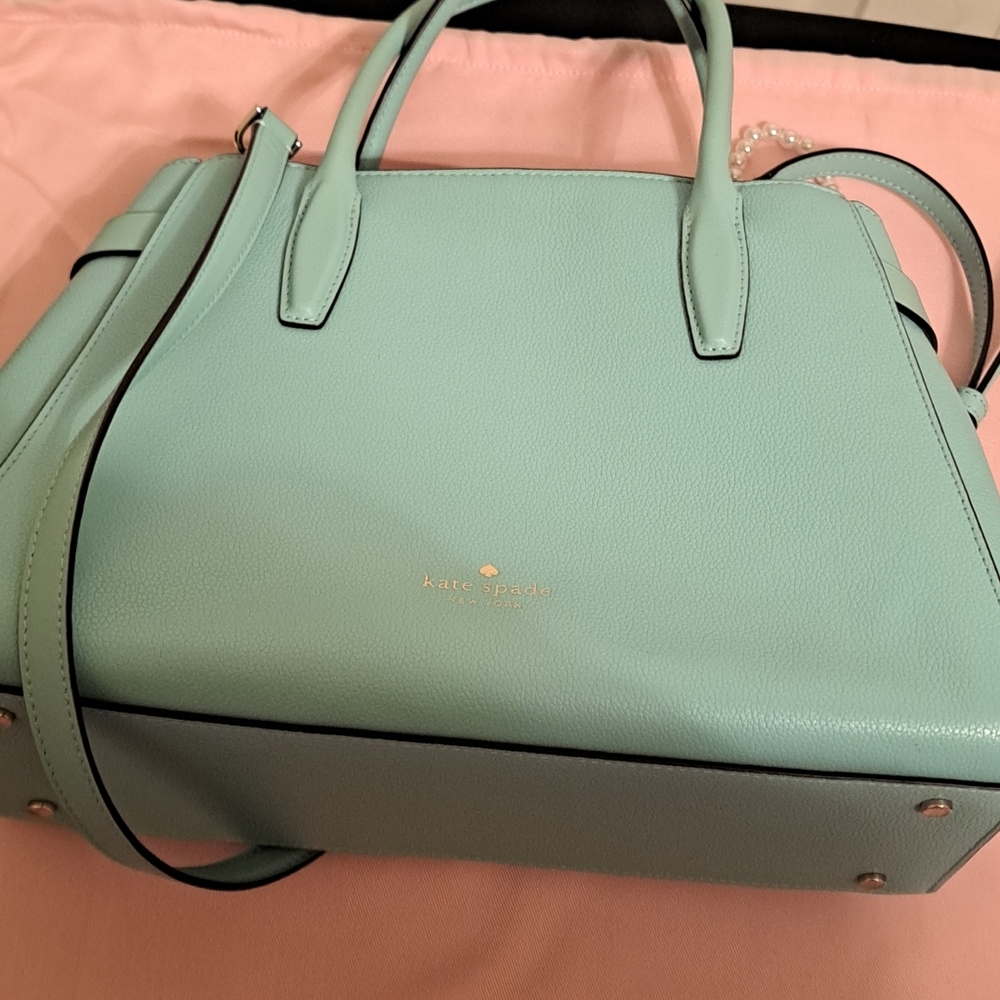 Kate Spade Mint Green Handbag with nwot bag charm&Nwot dust bag. - Picture 8 of 9
